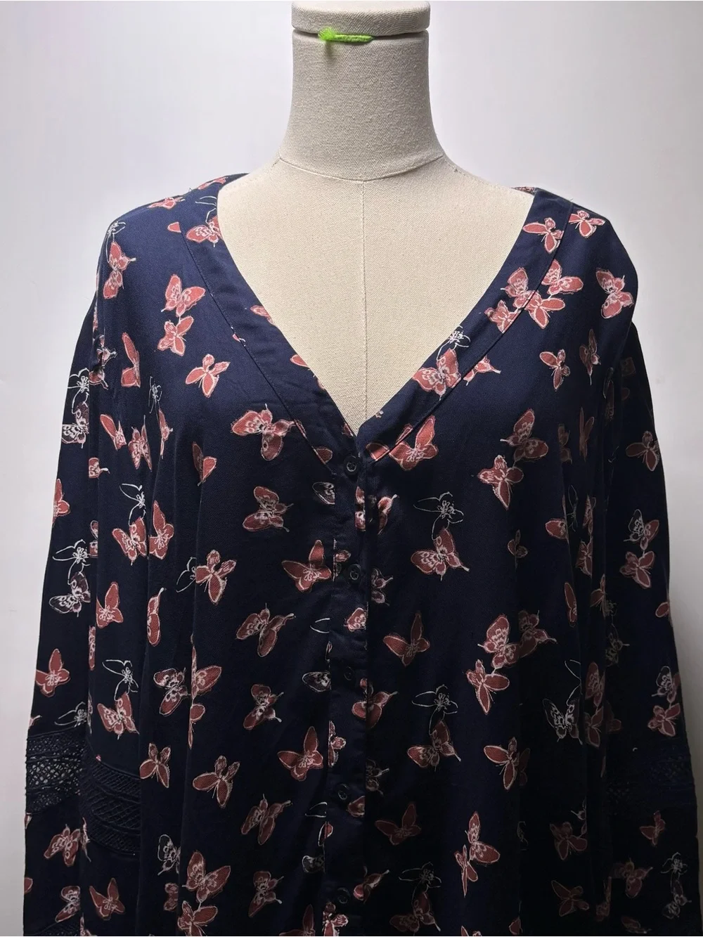 Lane Bryant Navy Button-Front Blouse with Butterfly Print Size 22/24